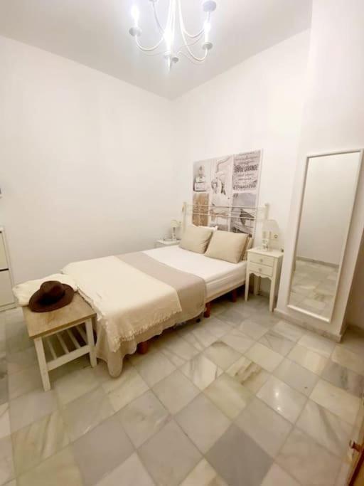 Apartamento En Calle Regla Sanz Seville Ngoại thất bức ảnh