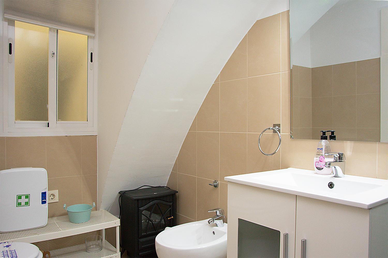 Apartamento En Calle Regla Sanz Seville Ngoại thất bức ảnh